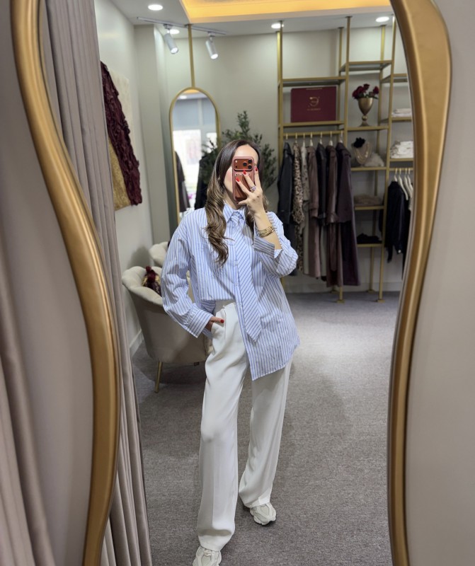 Kravatlı Oversize Gömlek